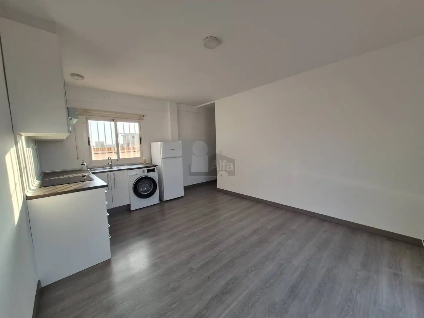 Attic for rent in Avinguda dels Tamarindes, 4, Nou Campanar