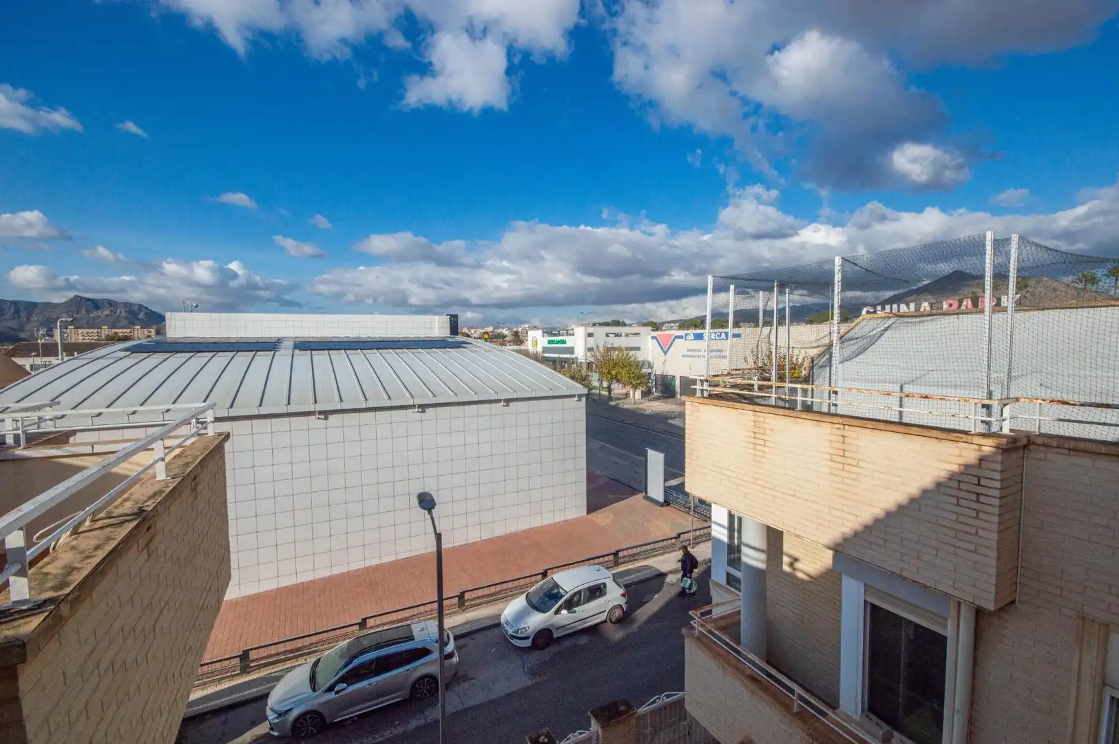 Vista exterior de Casa adosada en venta en Elda con Aire acondicionado, Terraza y Trastero
