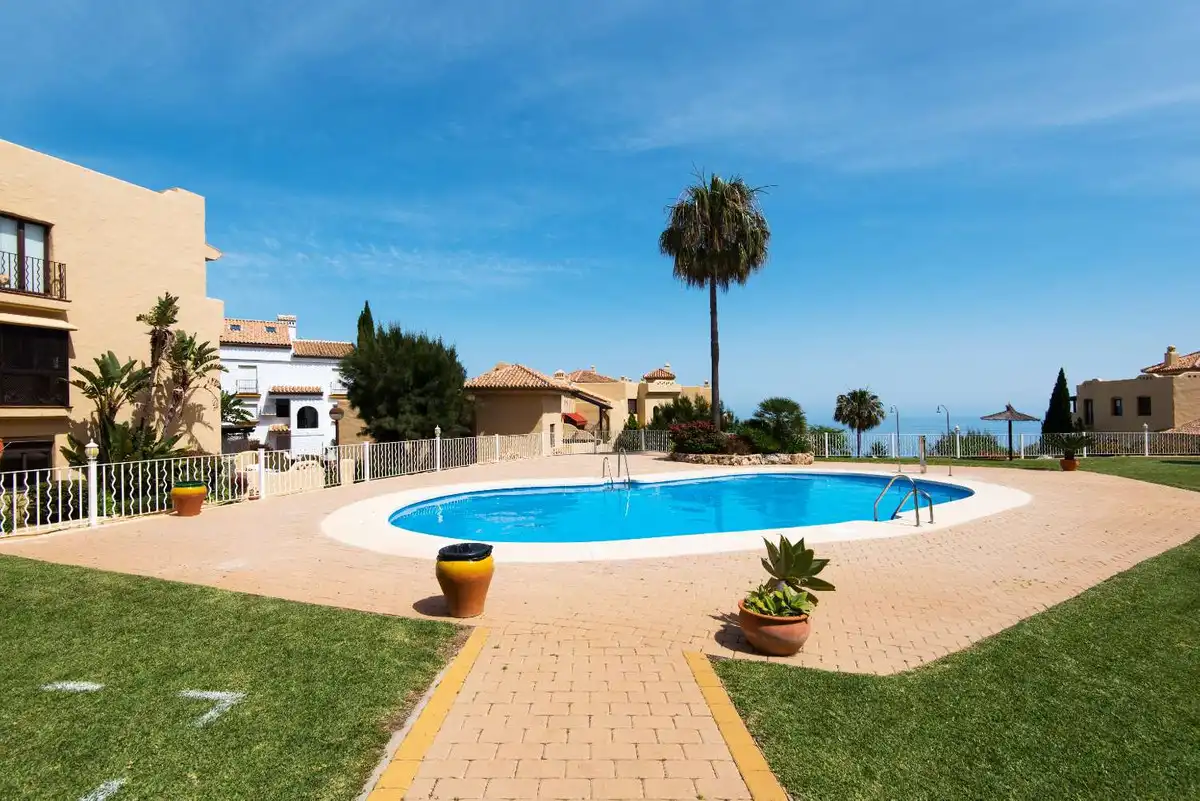 Garden of Apartments for sale in Benalmádena  with Air Conditioner and Furnished