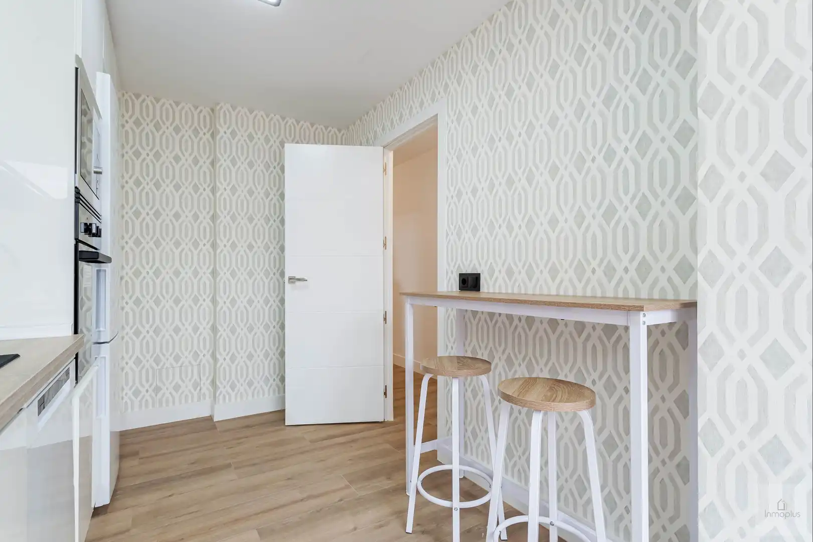Flat for sale in Móstoles  with Air Conditioner, Terrace and Furnished