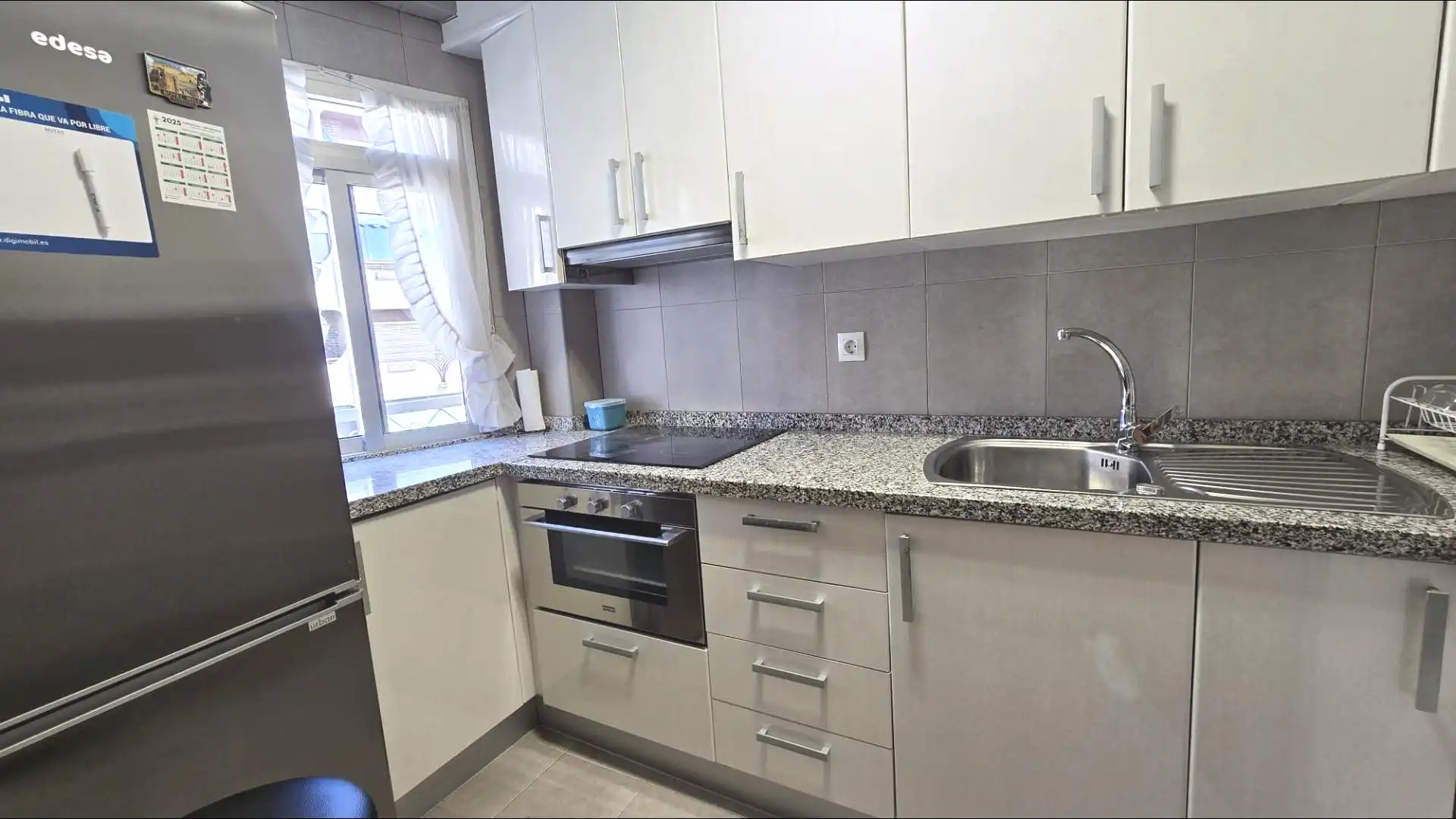 Cocina de Piso en venta en Alicante / Alacant con Aire acondicionado