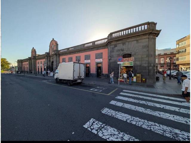 Local comercial en Alquiler en Calle Mendizábal en Vegueta