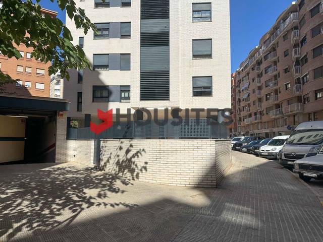 Garaje en Venta en Parque Geólogo José Royo Gómez