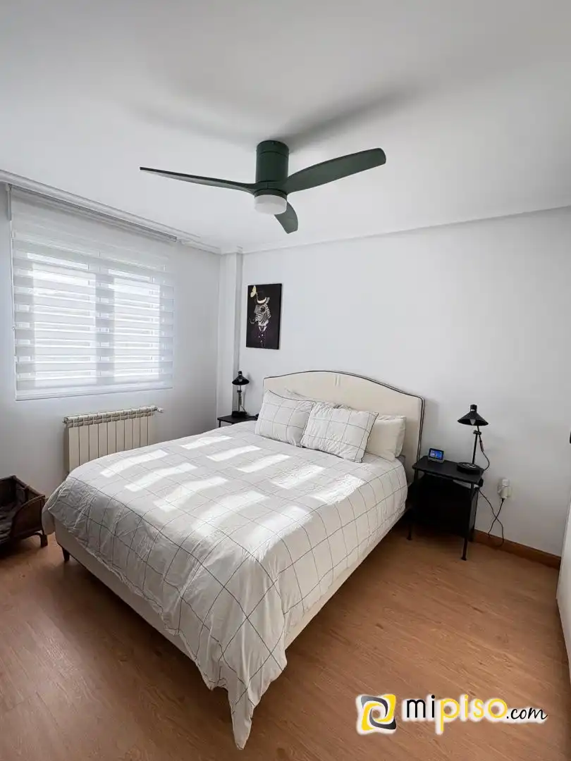 Habitación de Casa adosada en venta en Solórzano con Calefacción y Jardín privado