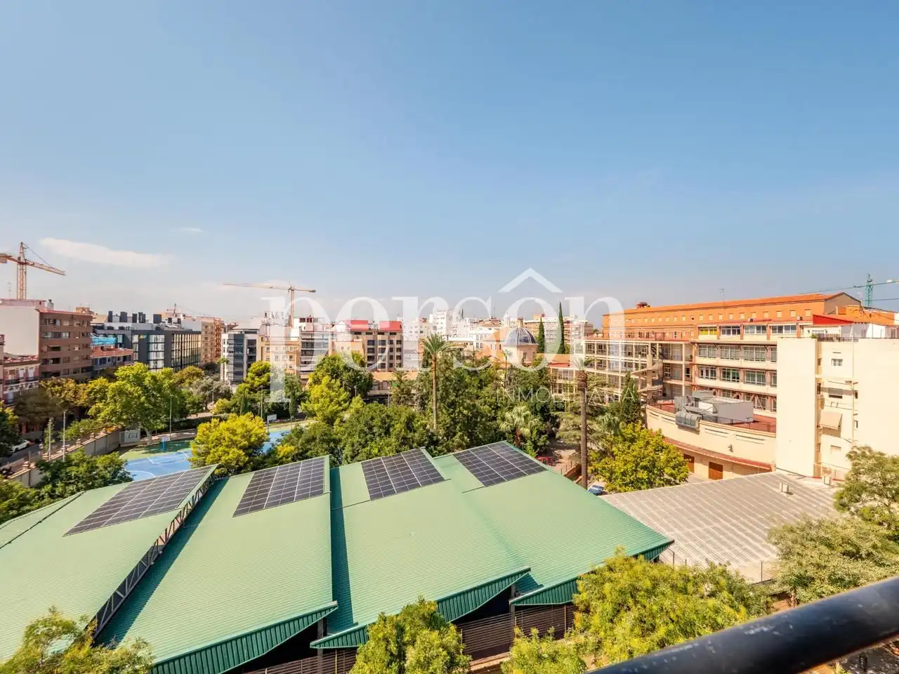 Terrasse von Wohnung zur Miete in Valencia mit Klimaanlage, Terrasse und Möbliert