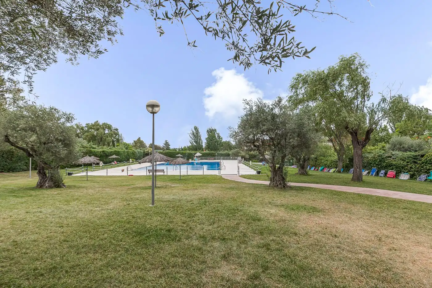 Piscina de Pis en venda en Pozuelo de Alarcón amb Calefacció, Terrassa i Piscina