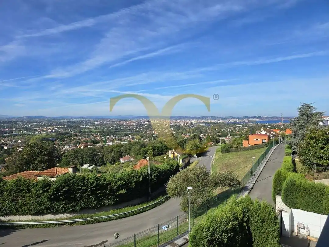 Casa o chalet en venta en Gijón  con Calefacción, Jardín privado y Terraza