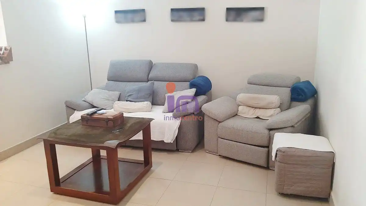 Sala de estar de Casa o chalet en venta en Valdepeñas con Aire acondicionado, Calefacción y Jardín privado