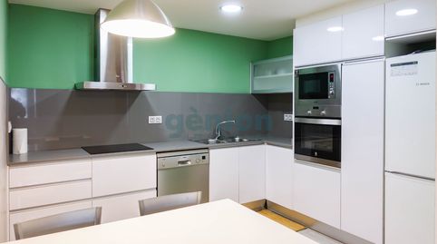 Foto 2 de Piso en venta en Montilivi, Girona Capital