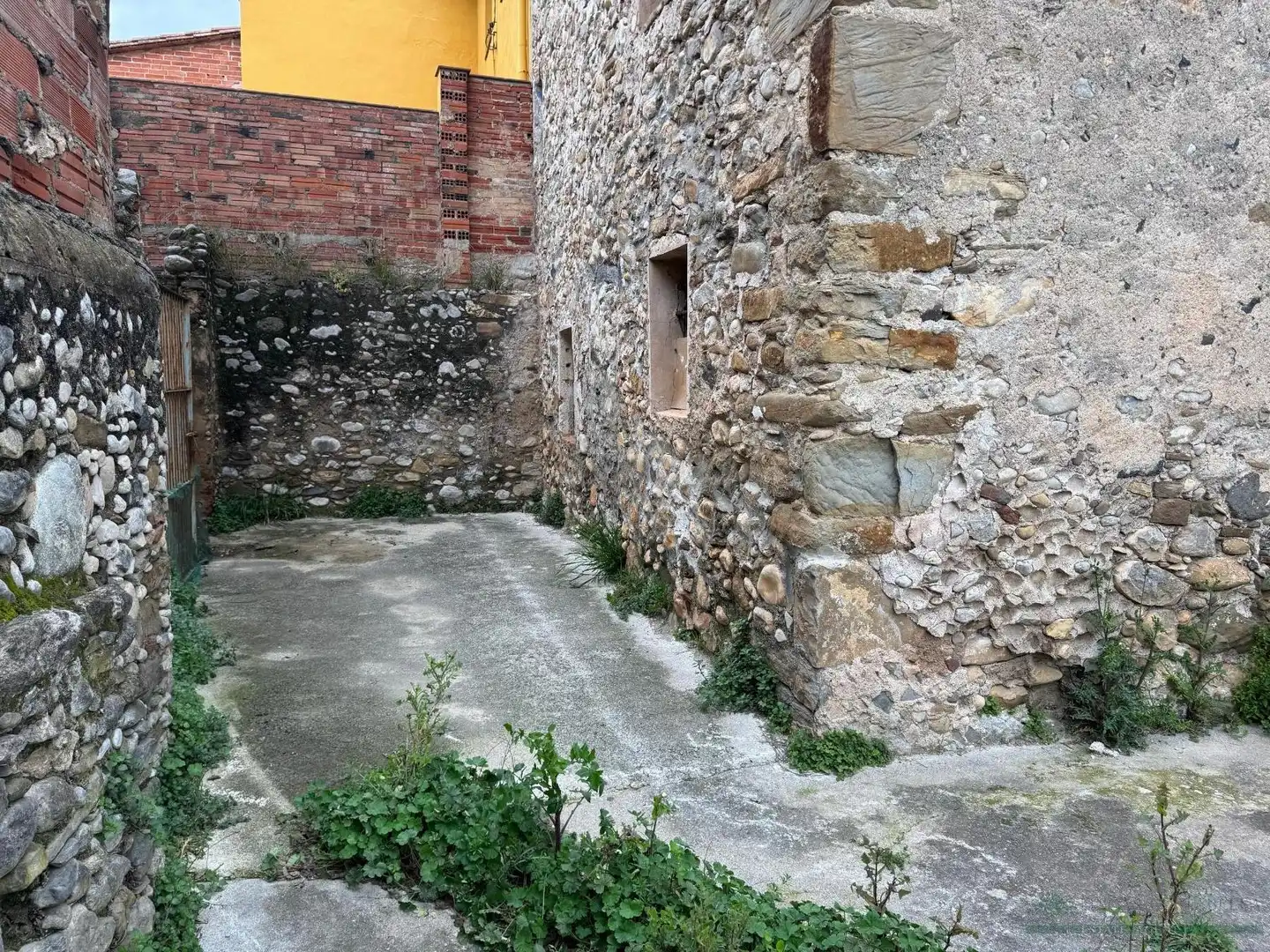 Vista exterior de Finca rústica en venta en Tortellà con Terraza y Trastero