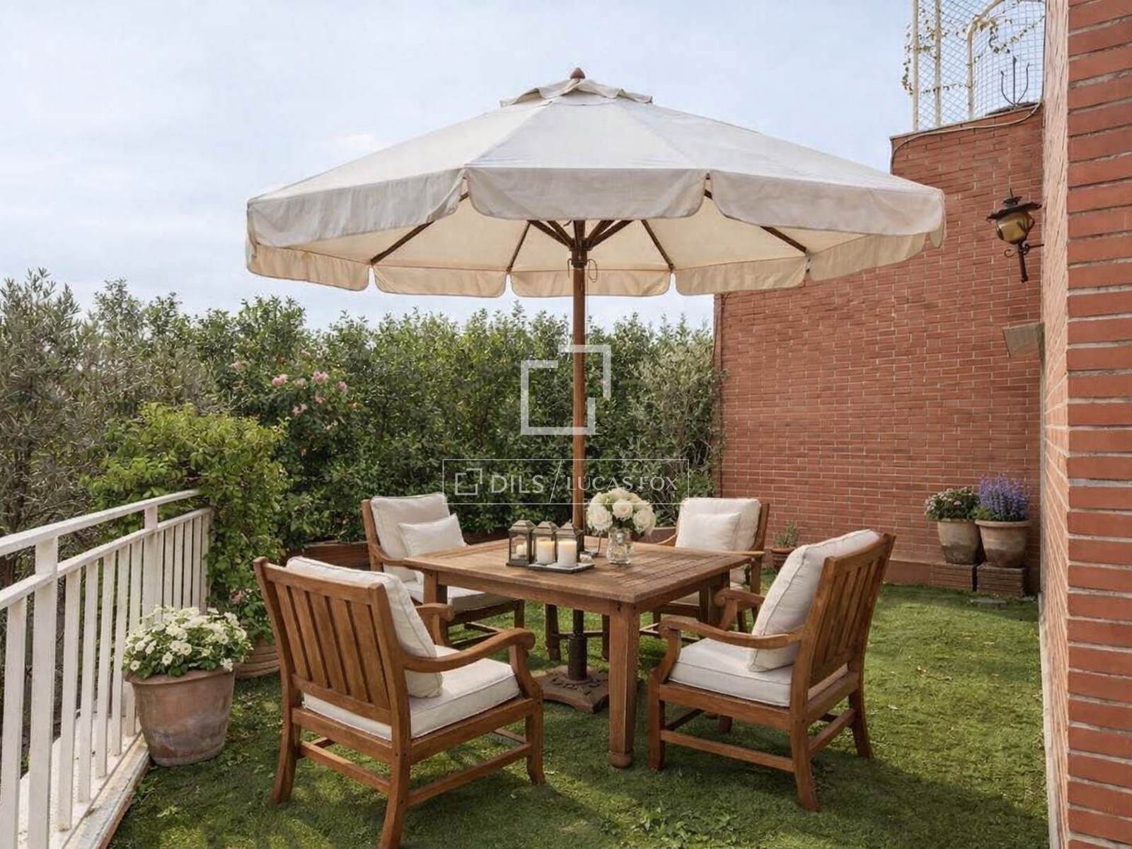 Ático en venta en Jerónimos