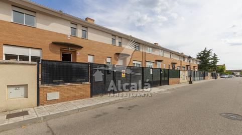Foto 3 de Casa adosada en venda a Alovera, Guadalajara