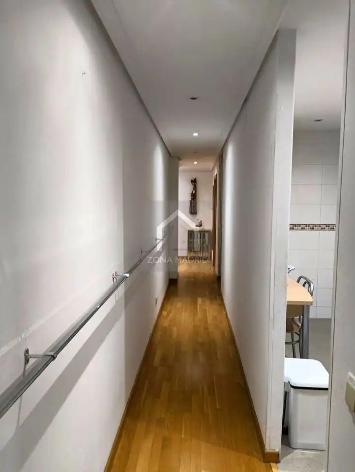 Wohnung zur Miete in Madrid mit Klimaanlage, Heizung und Parkett