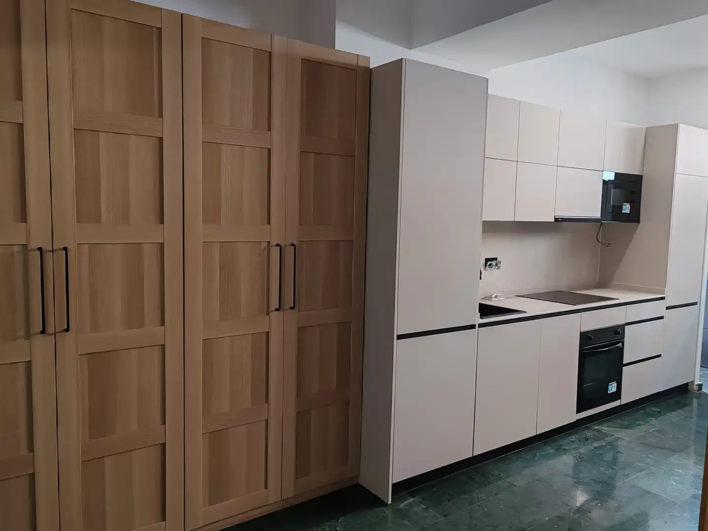 Cocina de Apartamento en venta en Coria del Río con Aire acondicionado, Horno y Lavadora