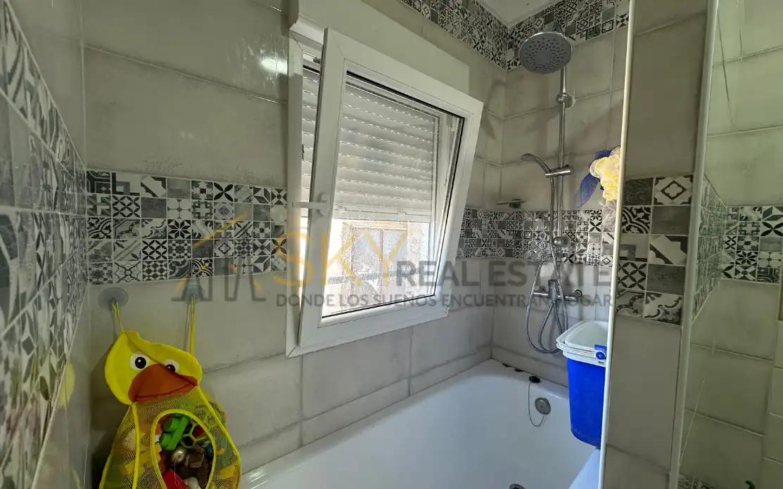 Piso en venta en Calle Reyes Católicos, 60, Villatobas