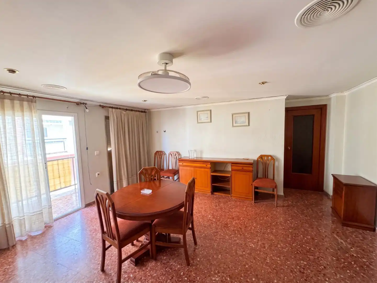 Comedor de Piso en venta en Algemesí con Balcón