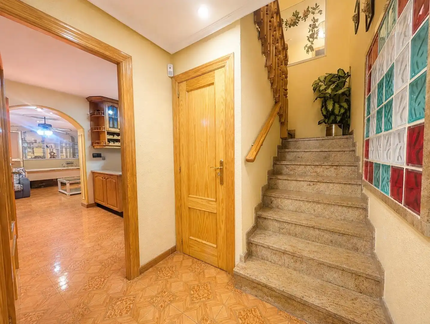 Casa adosada en venta en Cox con Aire acondicionado, Terraza y Balcón