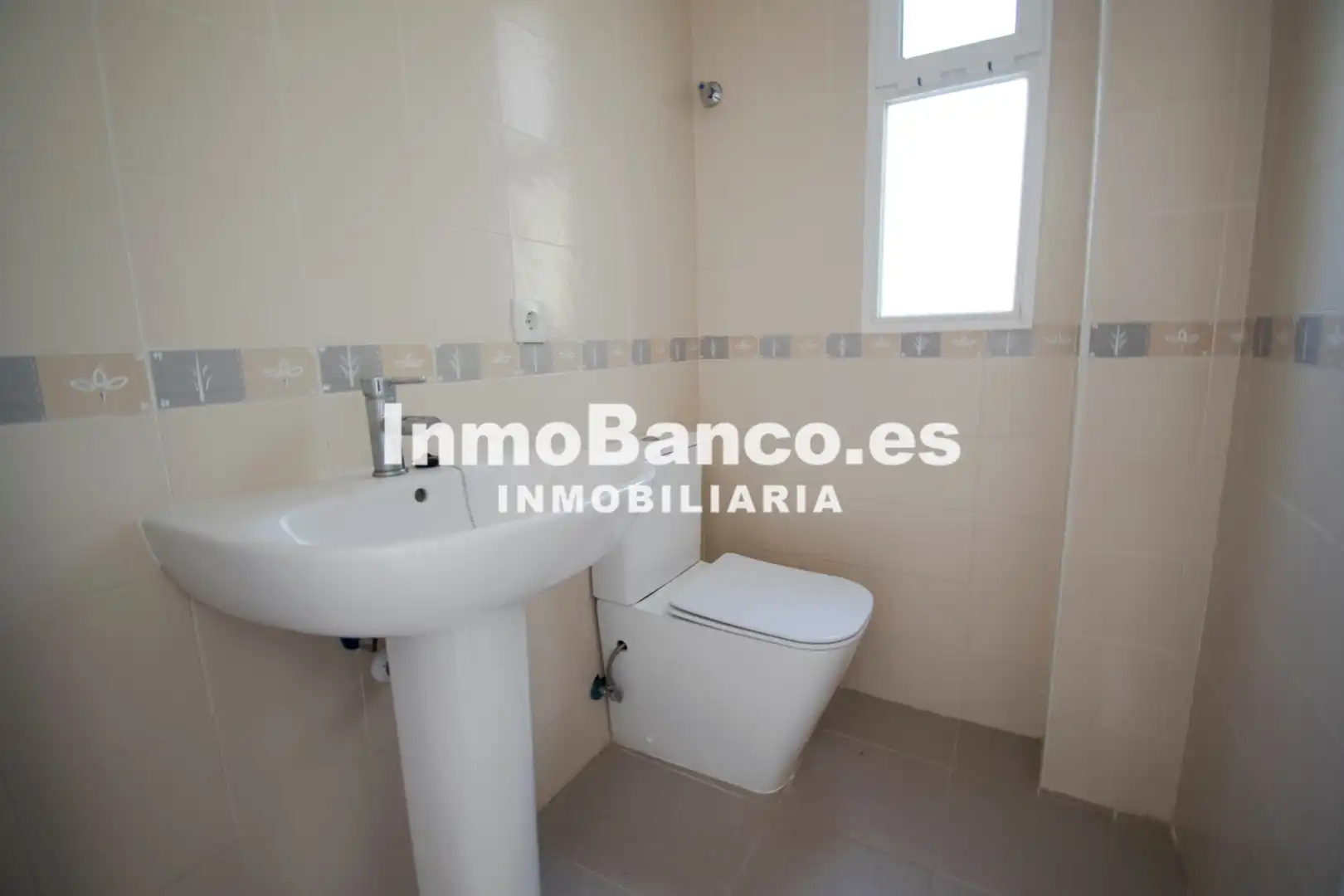 Chalet con jardín en venta en Carrer de la Foia de Bunyol 65, imagen 16