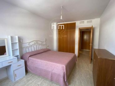 Flat with balcony for sale in Naves 37