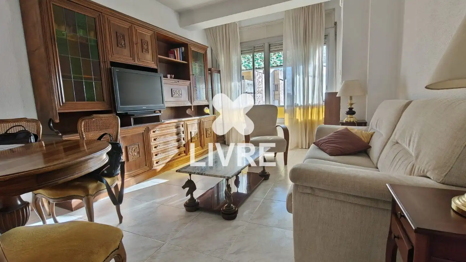 Sala de estar de Piso en venta en Barcelona con Calefacción y Balcón