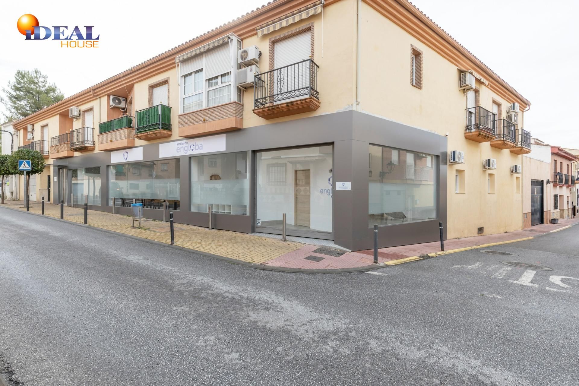 Exterior view of Flat for sale in Peligros  with Air Conditioner and Balcony