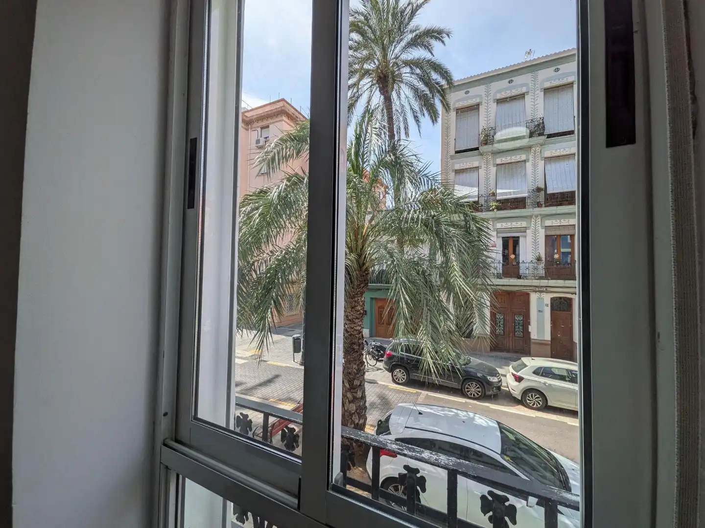 Außenansicht von Wohnungen zum Verkauf in Valencia mit Klimaanlage, Terrasse und Abstellraum