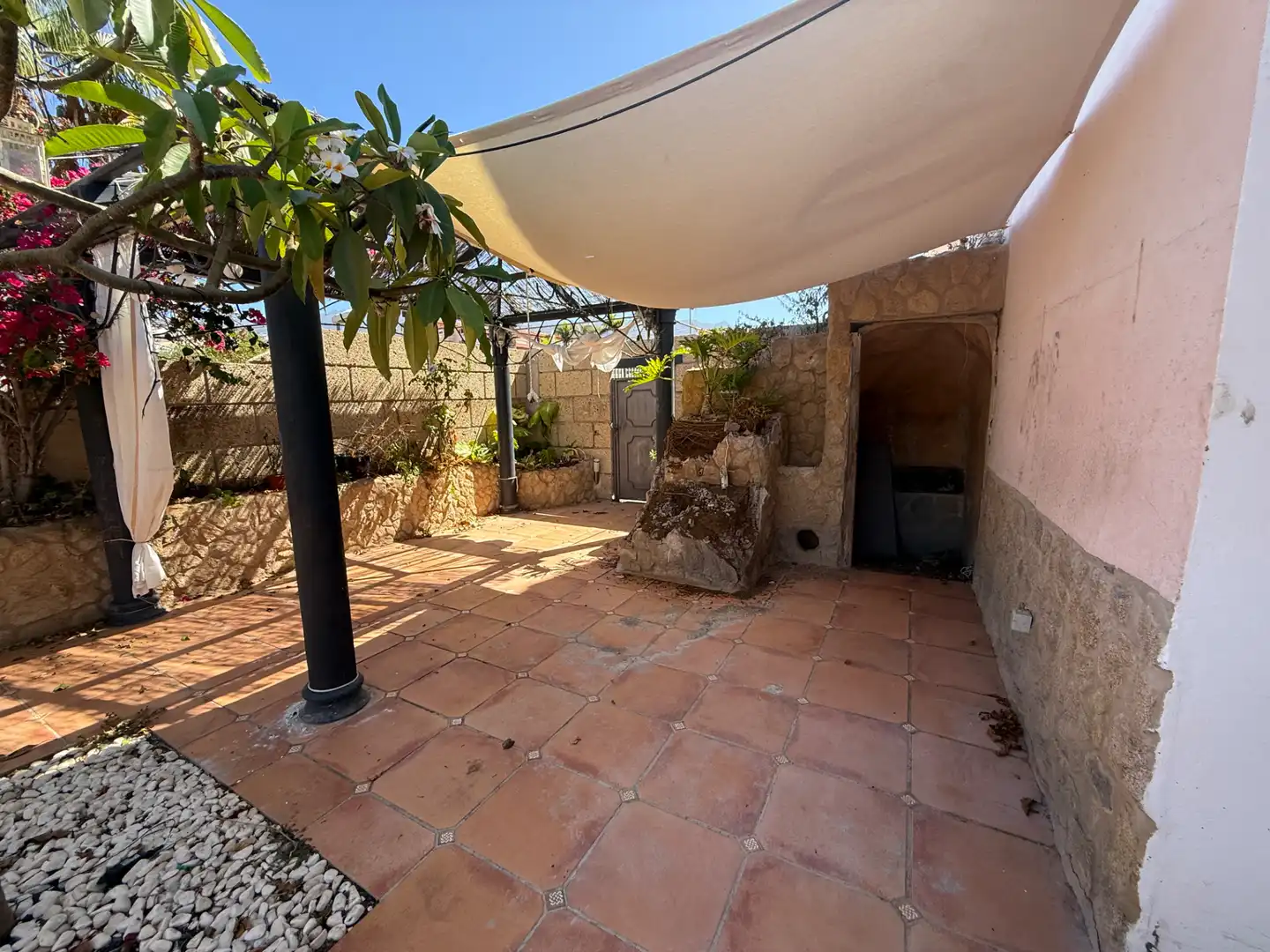 Adosado con piscina en venta en Calle la Tosca 25, imagen 2