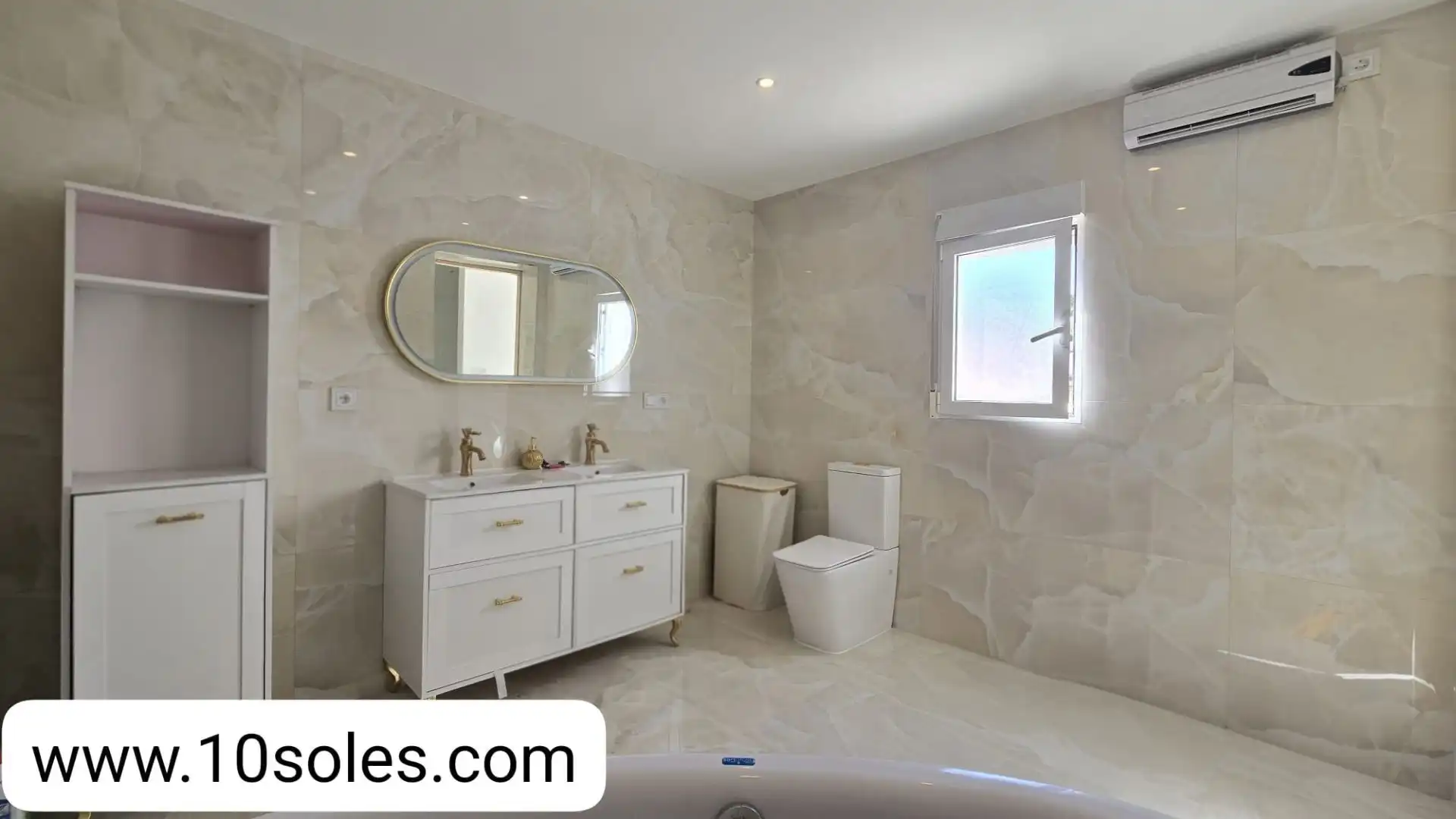 Bathroom of Detached homes for sale in Bigastro  with Private garden, Terrace and Storage room
