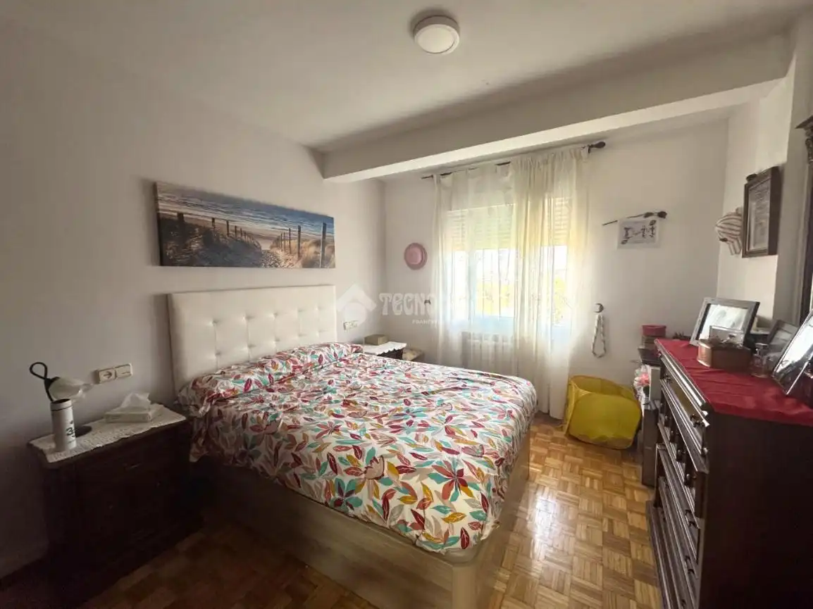 Habitación de Piso en venta en Alcalá de Henares con Aire acondicionado y Calefacción