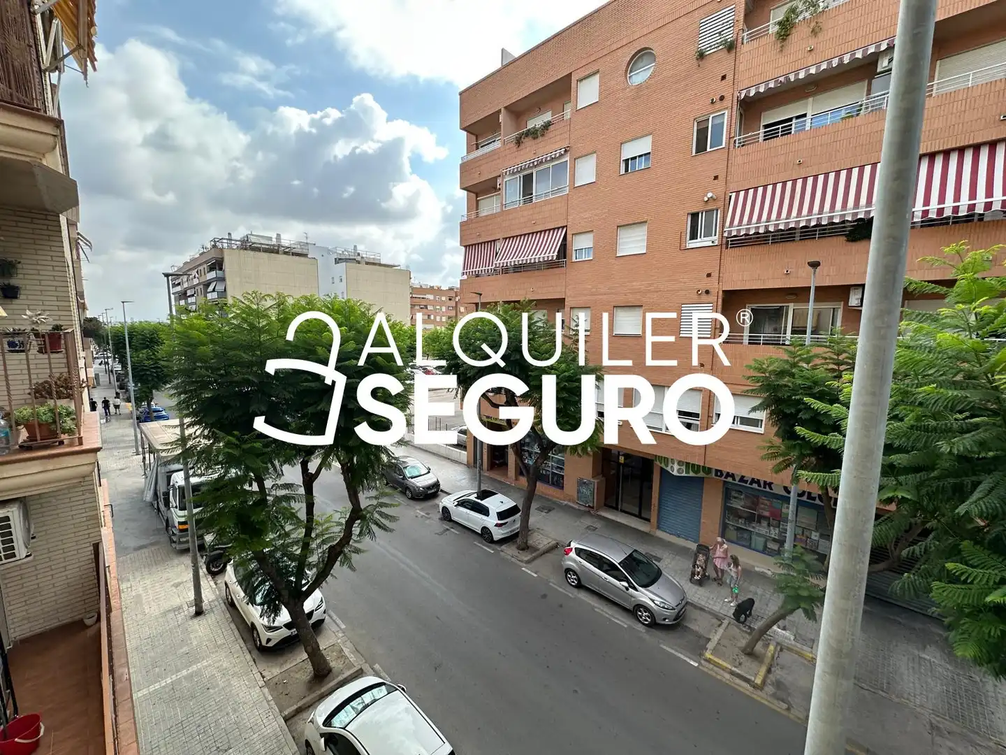 Exterior view of Flat for rent in Torrent  with Air Conditioner and Furnished