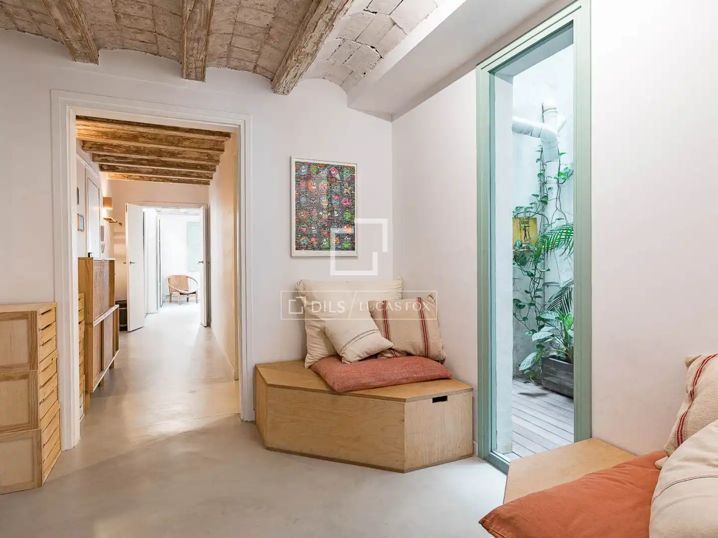 Wohnung zum Verkauf in Barcelona mit Klimaanlage, Heizung und Terrasse