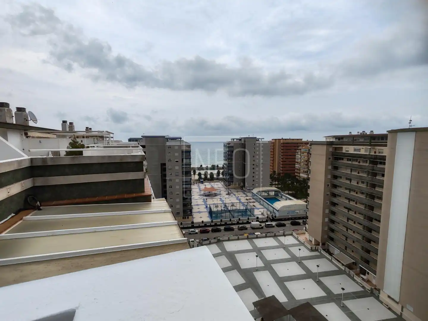 Vista exterior de Ático en venta en Tavernes de la Valldigna con Aire acondicionado, Terraza y Piscina comunitaria
