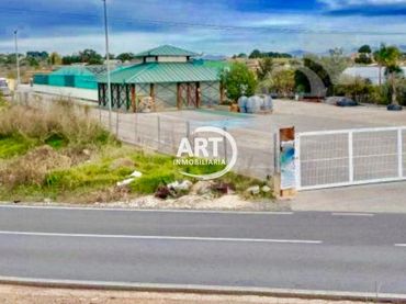 Lands and plots for sale in Polígono 33 Parcela 140