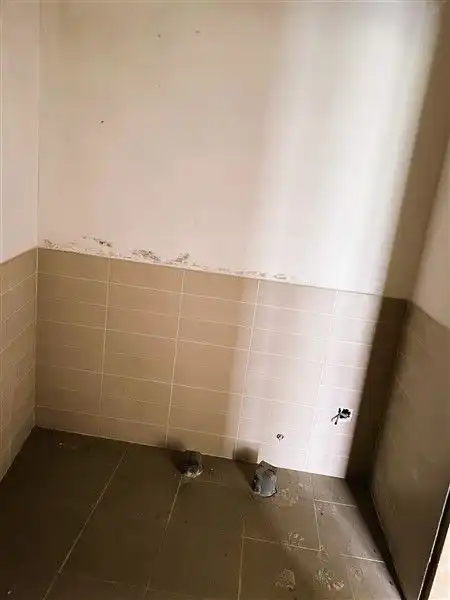 Bathroom of Buildings for sale in Vigo 