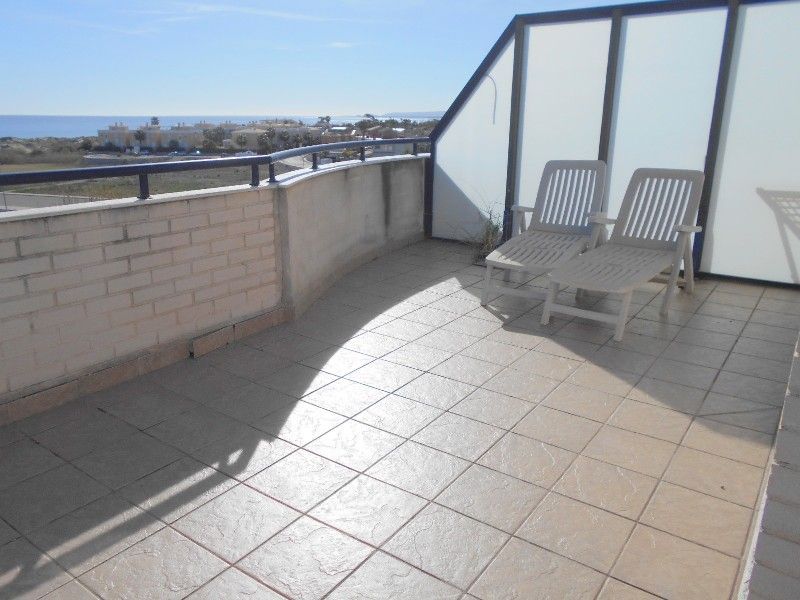 Attic to rent in Oliva Nova