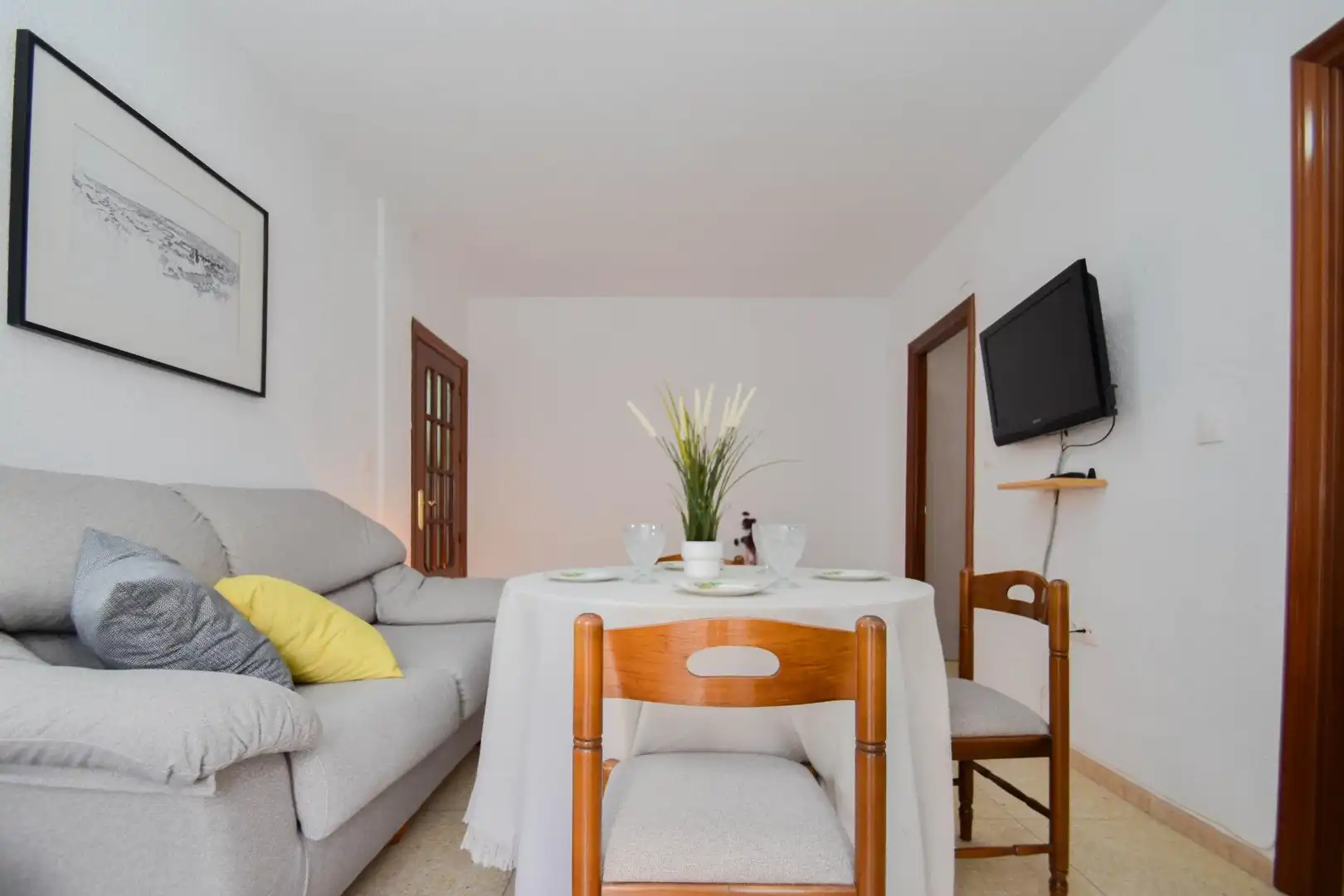 Living room of Flat for sale in Granada  with Balcony