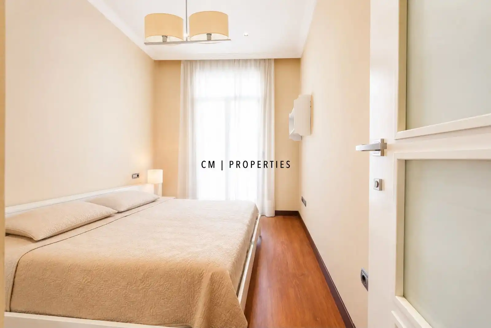 Habitación de Piso de alquiler en Valencia con Aire acondicionado, Calefacción y Parquet