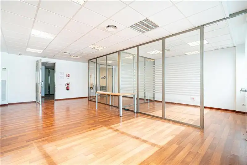 Office space with lift for sale in Nord, imagen 11