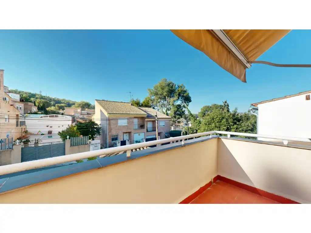 Vista exterior de Casa o chalet en venta en Torrent con Aire acondicionado