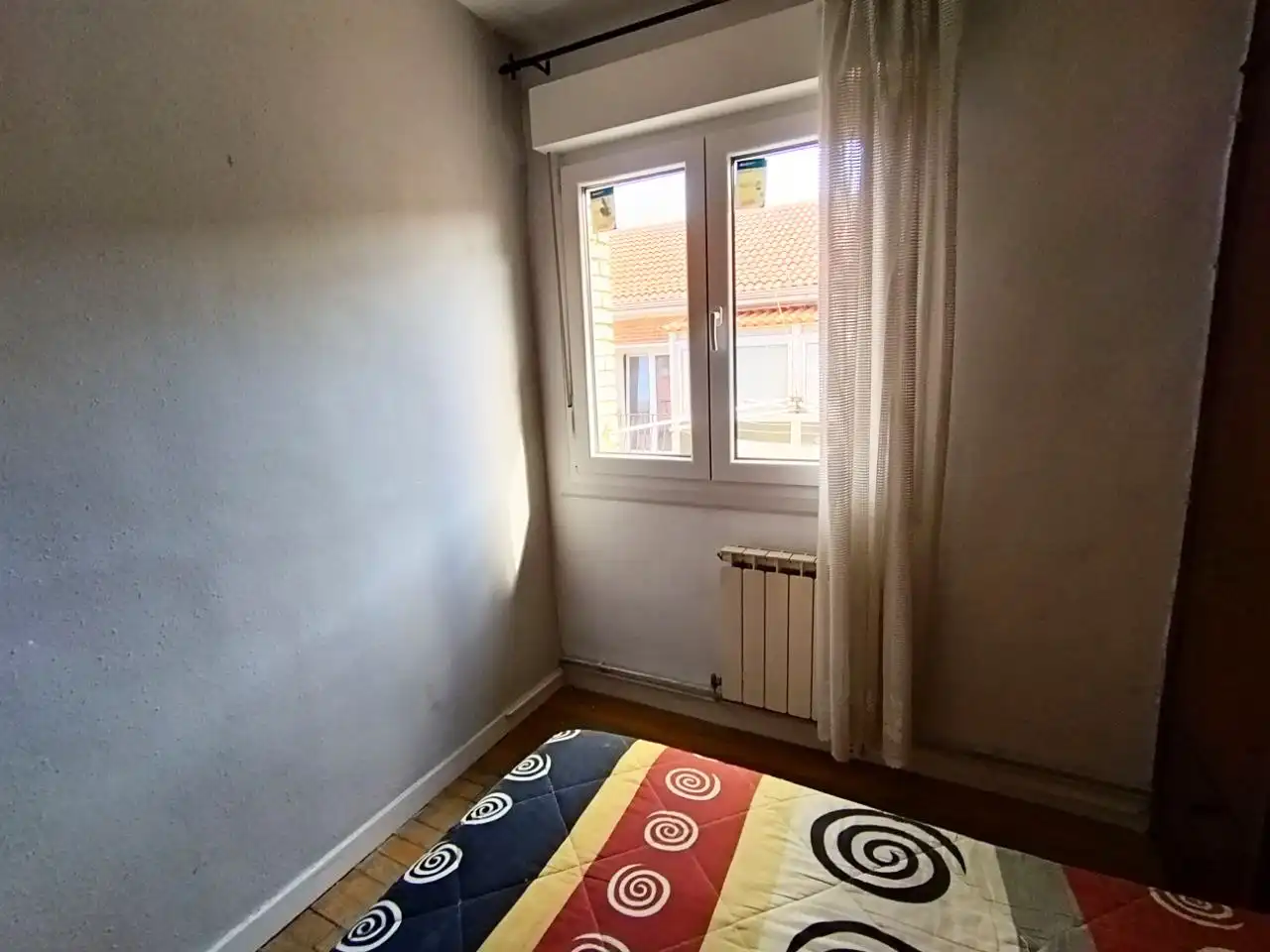 Habitación de Piso en venta en Villarcayo de Merindad de Castilla la Vieja con Calefacción, Amueblado y Horno