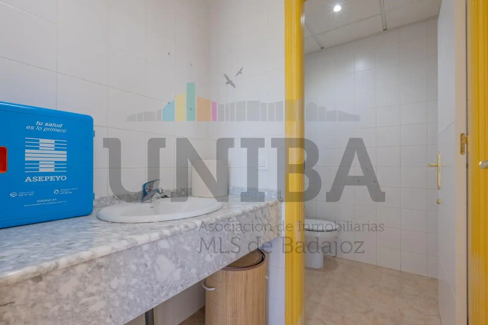Bathroom of Industrial buildings for rent in La Garrovilla 