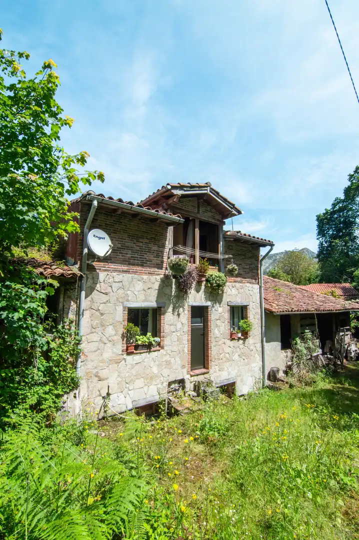 Vista exterior de Casa o xalet en venda en Llanes amb Calefacció