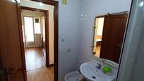 Bathroom of Flat for sale in Salamanca Capital  with Balcony