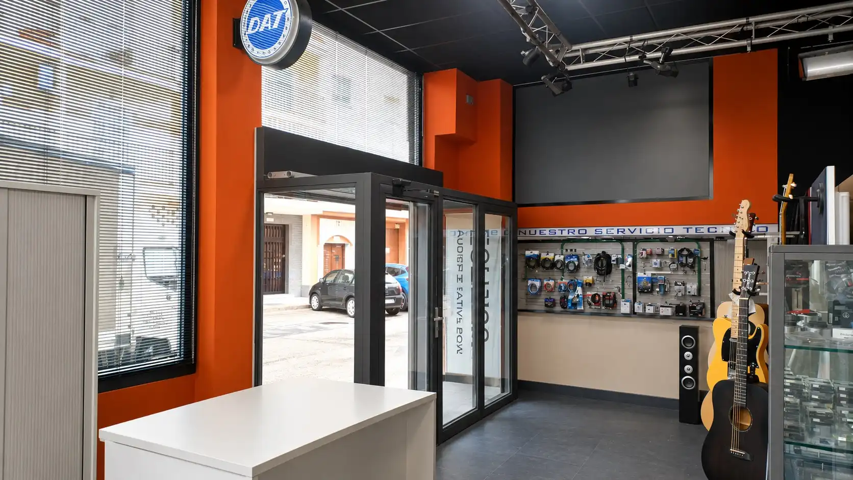 Business premises for sale in Calle Río Duero 4, imagen 2