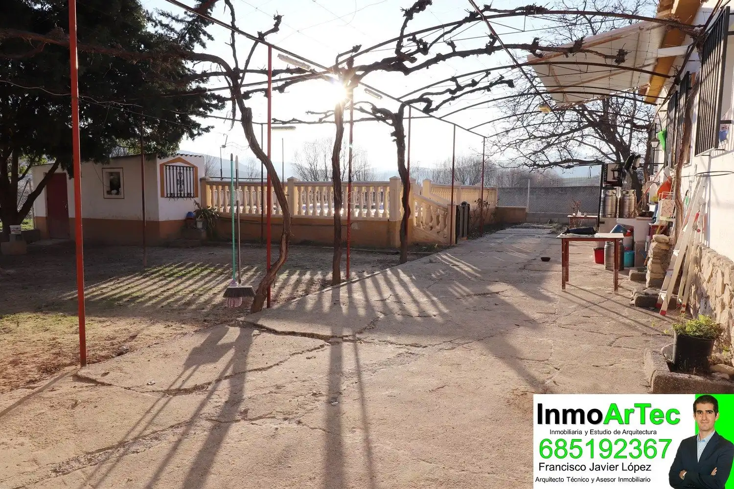 Terrassa de Finca rústica en venda en Montefrío amb Jardí privat, Traster i Piscina