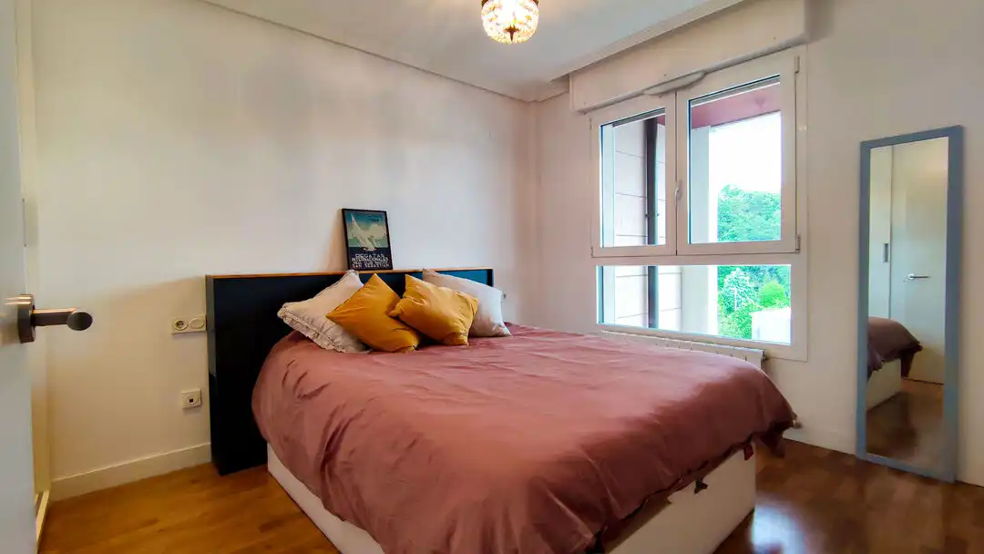 Schlafzimmer von Wohnung zum Verkauf in Donostia - San Sebastián  mit Heizung und Möbliert