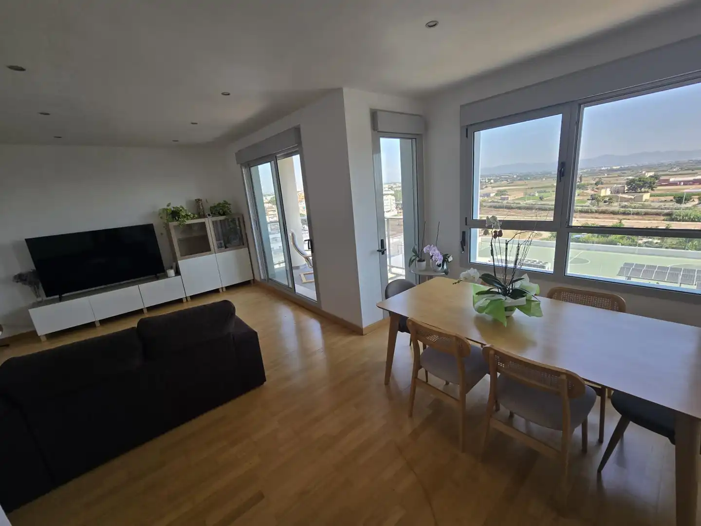 Sala d'estar de Pis de lloguer en Burjassot amb Calefacció, Forn i Rentadora