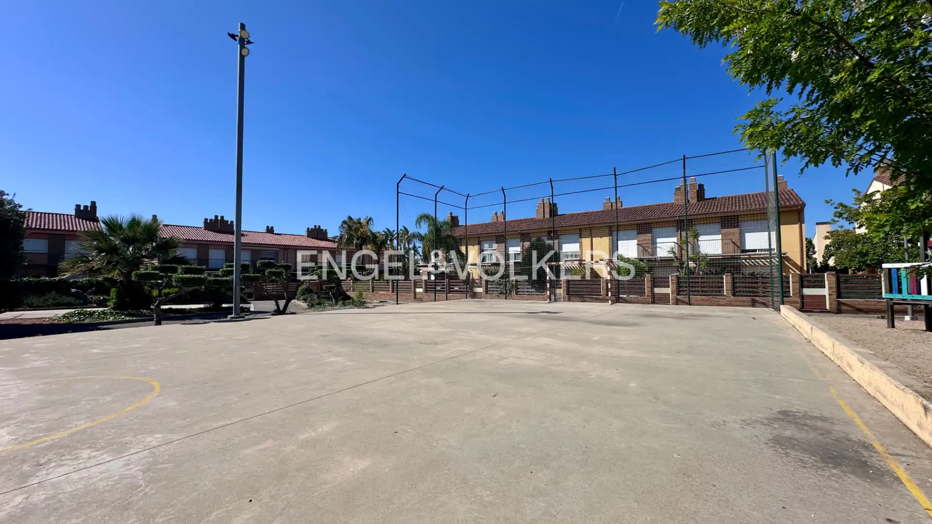 Adosado con terraza en venta en Carrer Berna 35, imagen 43