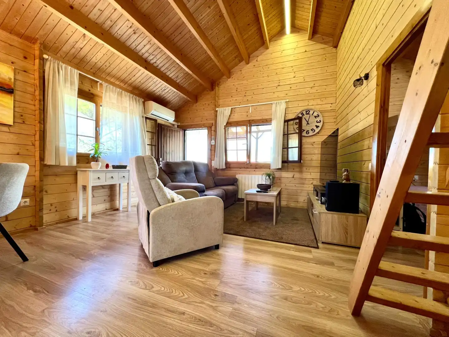 Sala de estar de Casa o chalet en venta en Cànoves I Samalús con Aire acondicionado, Calefacción y Jardín privado