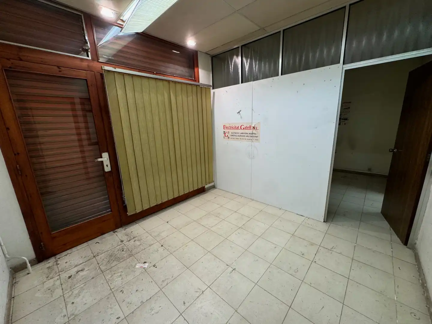 Gewerbefläche zum Verkauf in Carrer Abat Llort 6, imagen 13